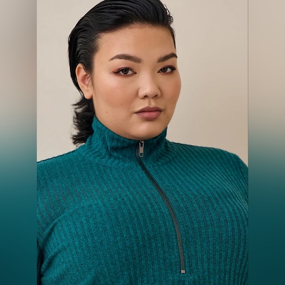 TORRID RELAXED FIT SUPER SOFT PLUSH RIB QUARTER ZIP SWEATSHIRT 0X BLUE - Picture 4 of 5